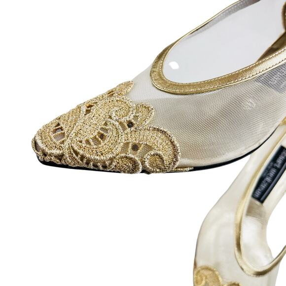 Vintage Stuart Weitzman Gold Mesh Embroidered Heels Pump - Picture 13 of 13